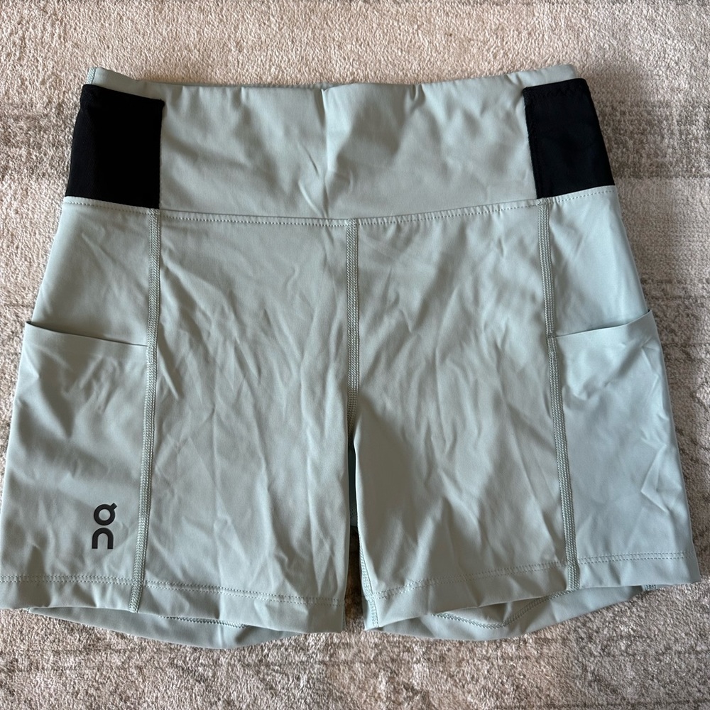 ON Running Bike Shorts